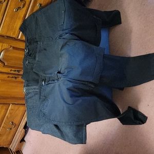 1short,1 Jean skirt,1 dessert pant 1 like